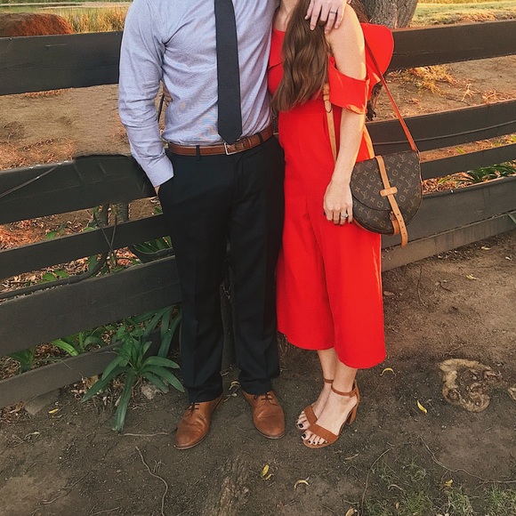 Red jumper - Picture 3 of 3